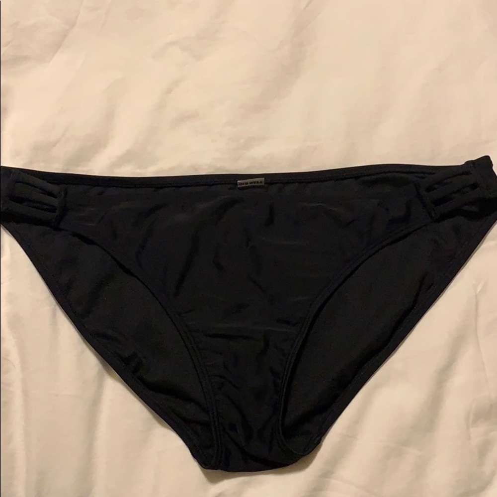 old navy strappy bikini bottoms